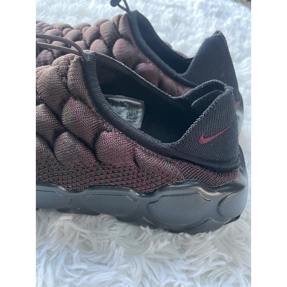 Nike FlyKnit Haven Slip On Sneakers - Picture 4 of 12